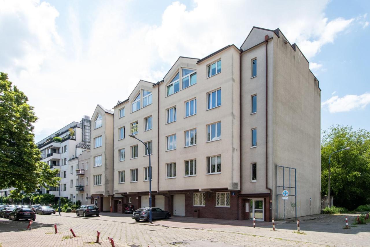 Mgr Ministudio Bitwy Warszawskiej Obok Lotnisko Warszawa Екстер'єр фото